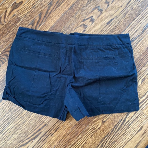 Black Gap Shorts - Picture 3 of 3